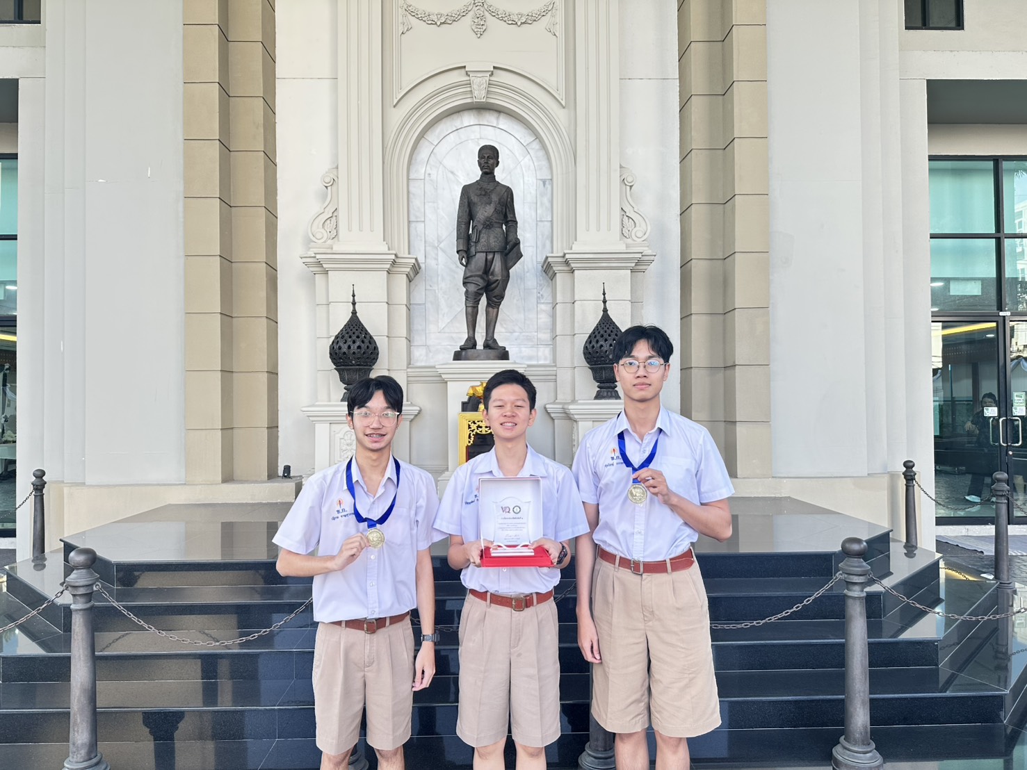 การแข่งขัน “ตอบปัญหาวิทยาศาสตร์การแพทย์และเวชศาสตร์เขตเมือง”